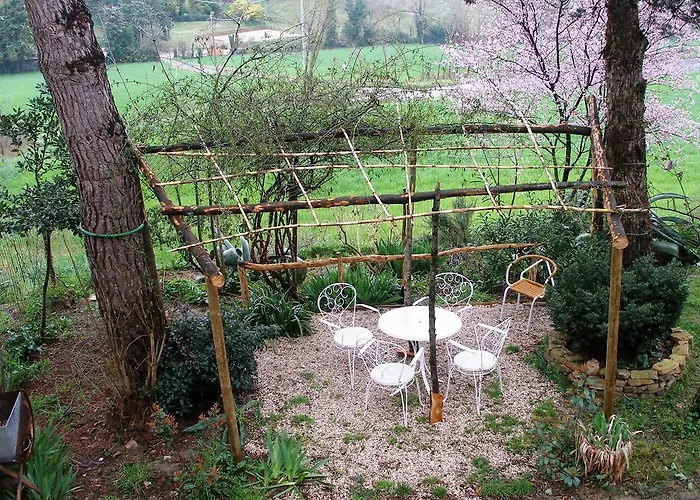 Della Rosa Bed & Breakfast *